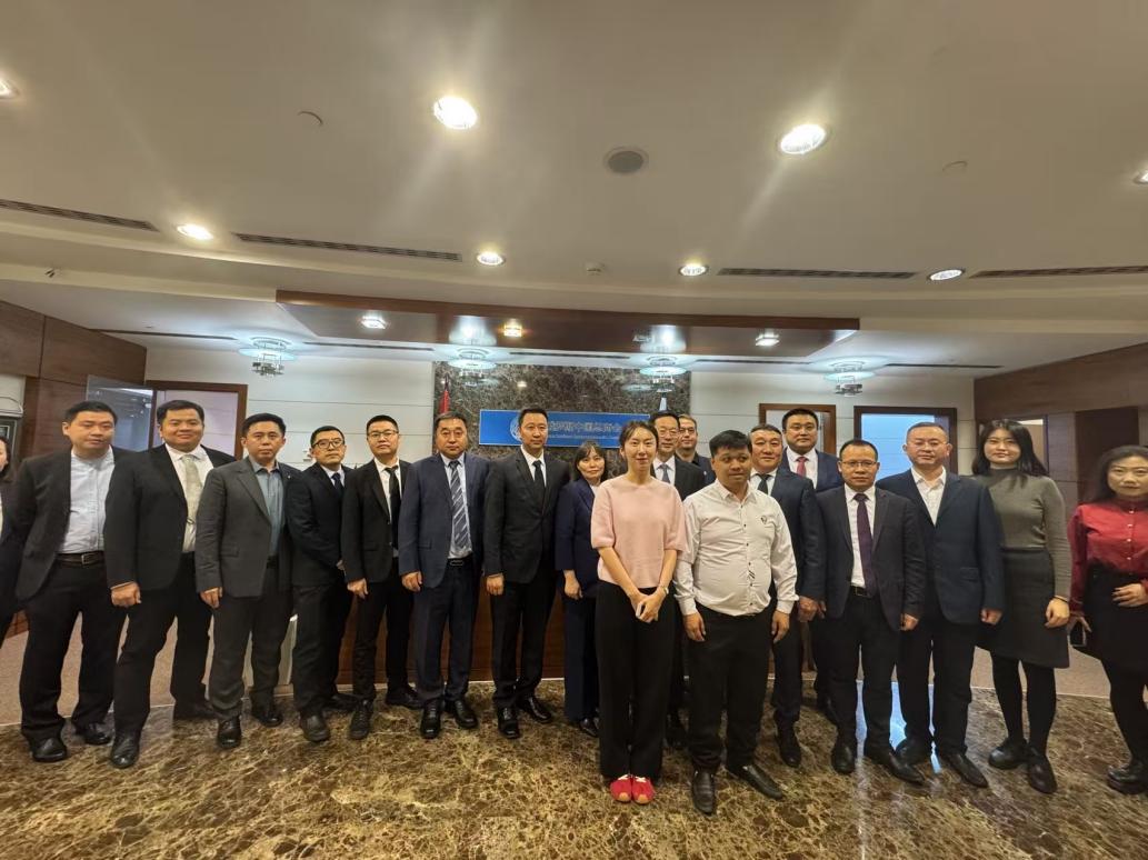 2025.10.17-俄罗斯粤商会受邀出席“图瓦共和国及叶尼塞西伯利亚地区投资潜力与机遇推介会”